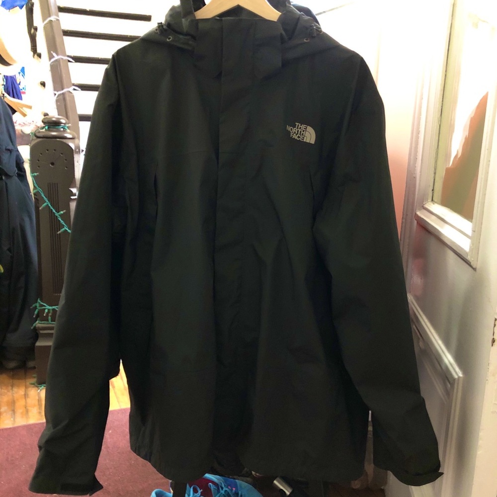 Black Northface Jacket/windbreaker LIKE NEW